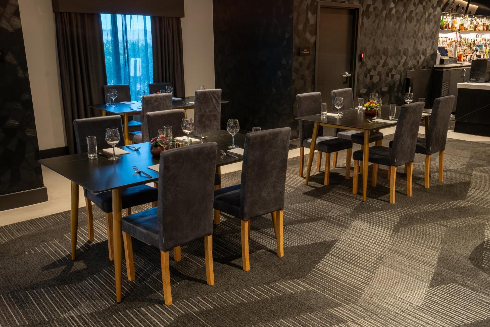 Champions Club And Hotel, Houston Westchase Kültér fotó
